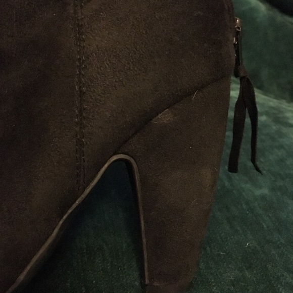 Pink & Pepper Booties - Picture 7 of 7